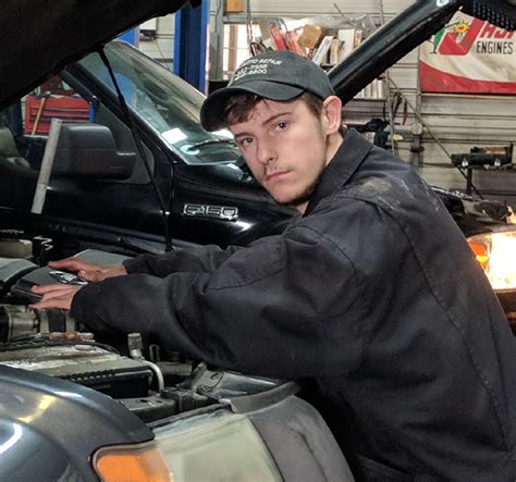 Auto Repair Reviews Harriman TN .
